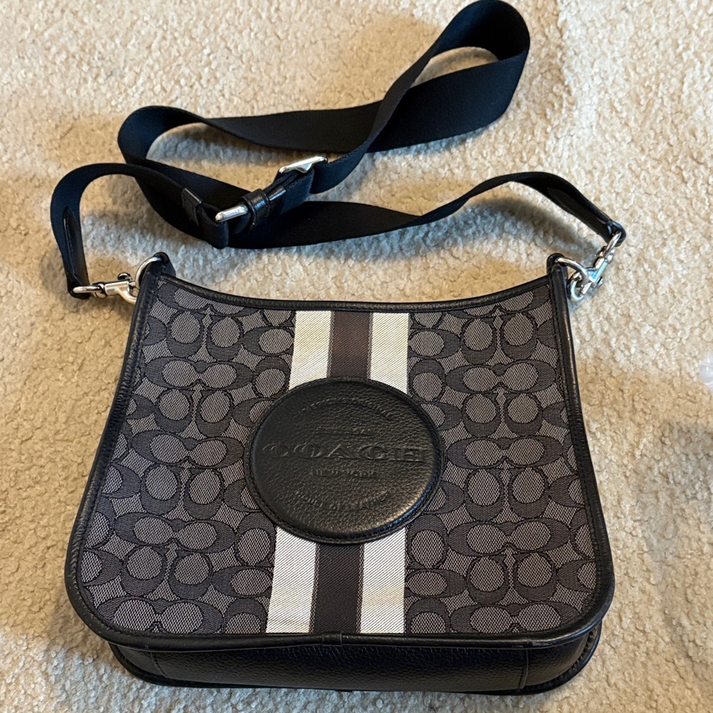 Coach Dempsey file Bag Signature Black and Gray